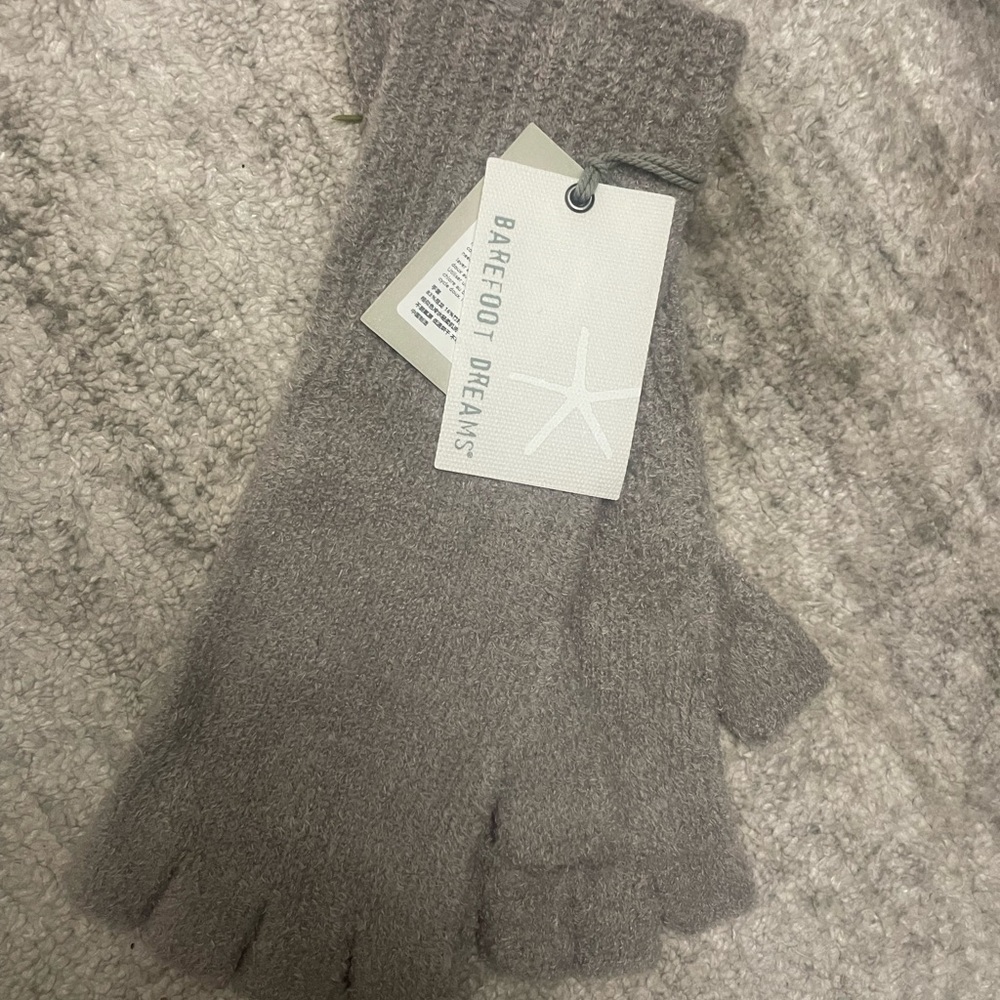 Barefoot Dreams CozyChic Lite Fingerless Gloves